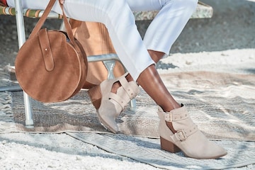 LASCANA Booties in Beige