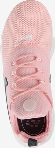 Nike Sportswear Sneakers laag 'Presto Fly' in Roze