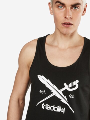 Iriedaily - Camiseta 'Daily Flag' en negro