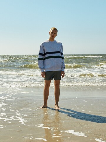 Comfy Beach Day Look by GMK Men