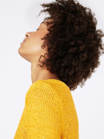 ONLY Sweater 'ONLGeena' in Yellow