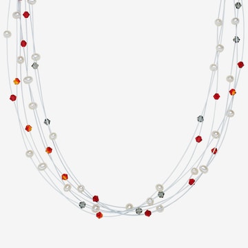 Valero Pearls Necklace in Silver: front