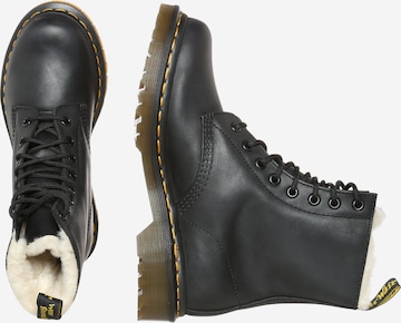 Dr. Martens Ankelstøvletter med snøring '1460 Serena - 8' i svart