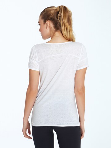 T-shirt fonctionnel 'VIVION' Marika en blanc