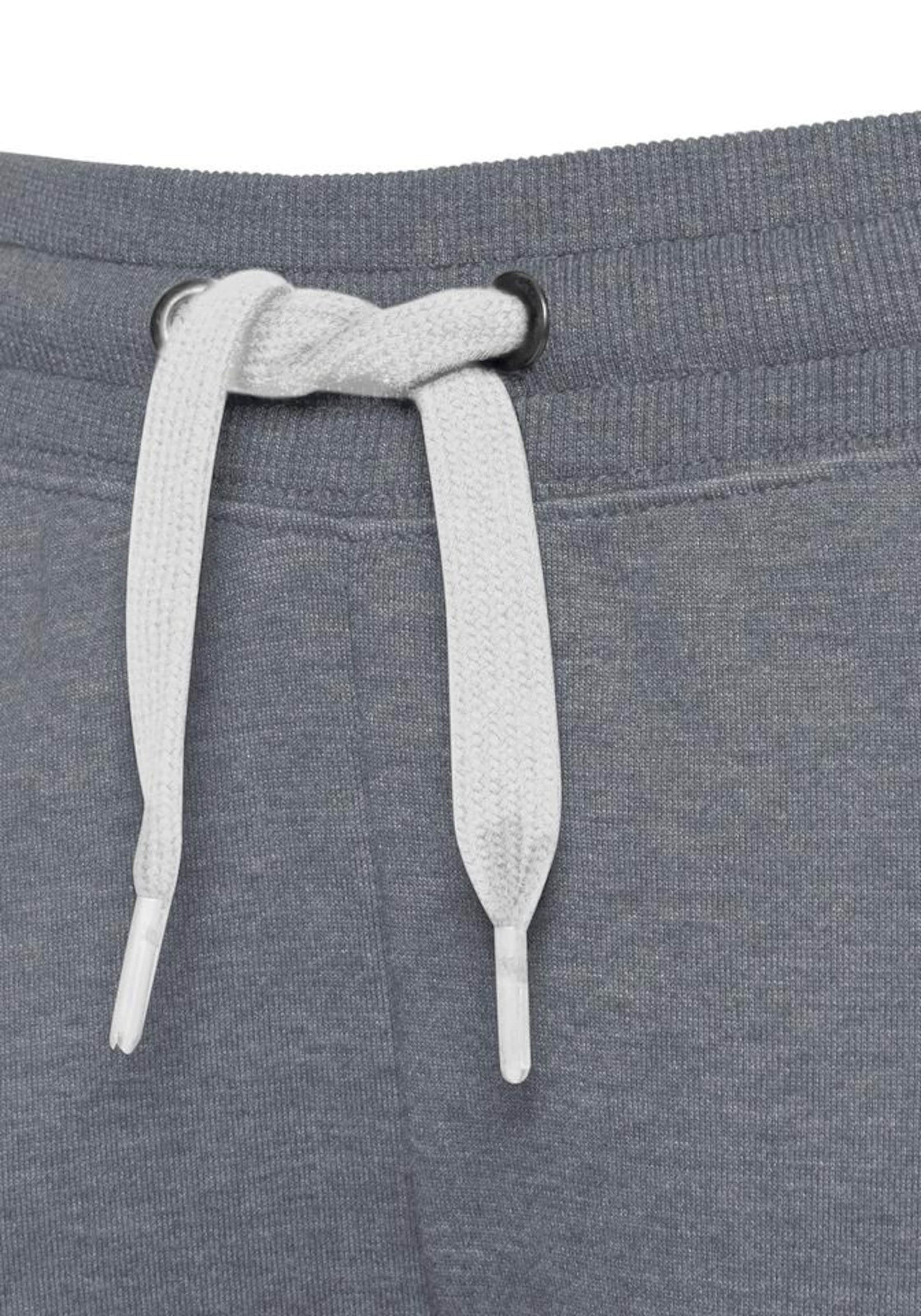 Effilé Pantalon BENCH en gris