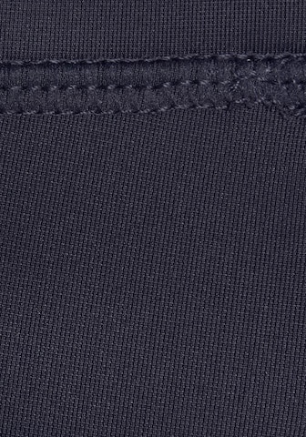 LASCANA ACTIVE Skinny Sportshorts in Blau