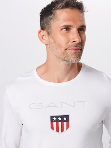 GANT T-shirt 'SHIELD' i vit