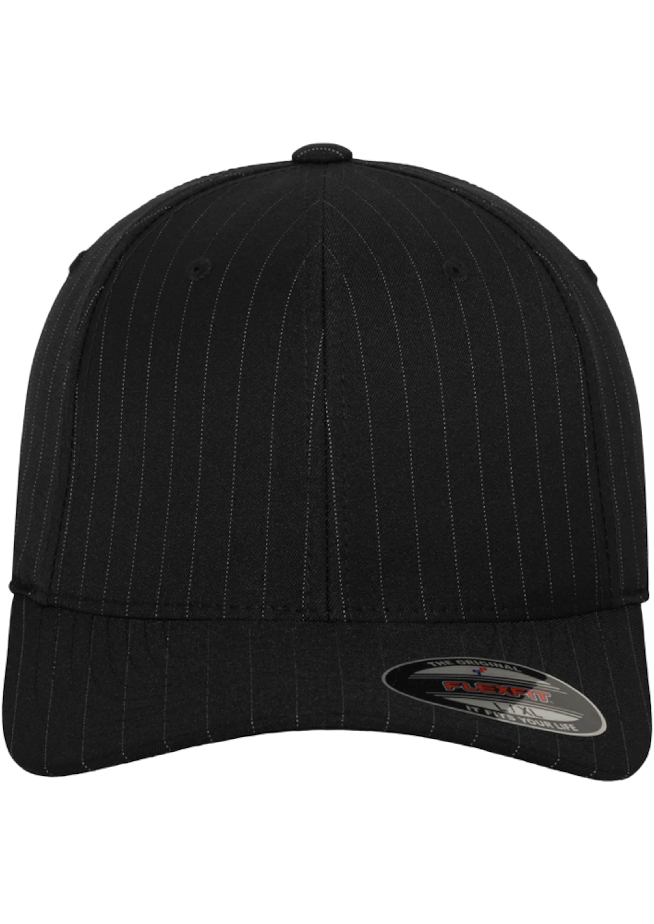 Flexfit Cap in Black