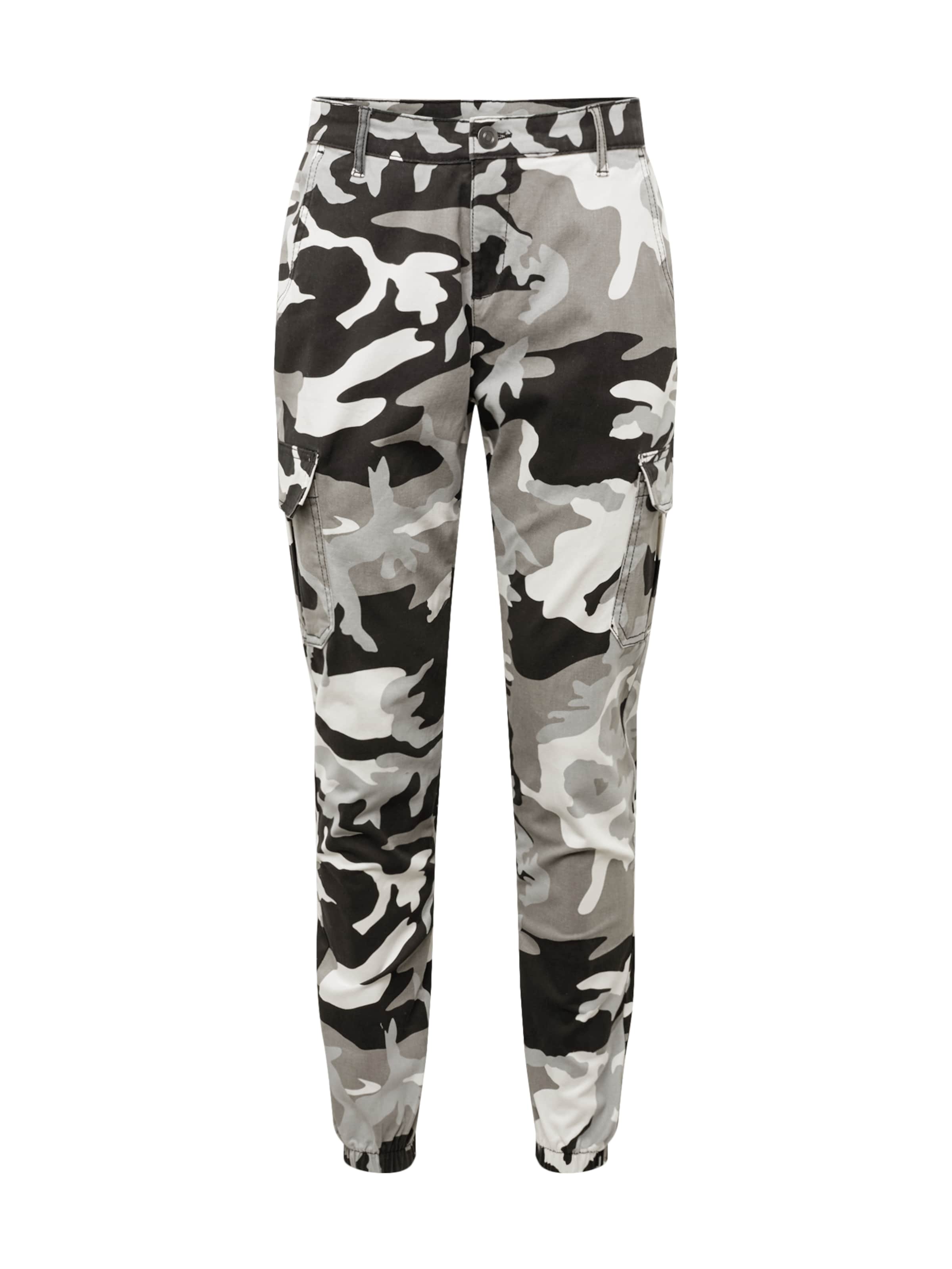 Urban Classics Брюки-карго в Серый: спереди