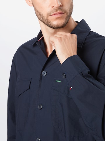 TOMMY HILFIGER - Regular Fit Camisa 'Officer' em azul