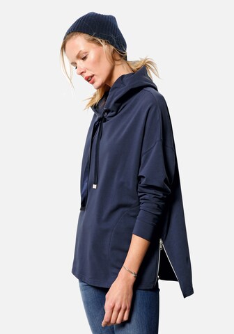 DAY.LIKE Sweatshirt in Blauw: voorkant