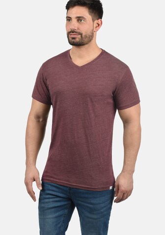 !Solid V-Shirt in Rot: predná strana