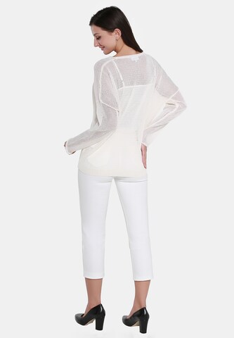 Usha Sweater in White: front