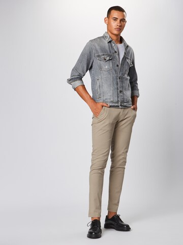 Slimfit Pantaloni eleganți 'Classic' de la Lindbergh pe bej
