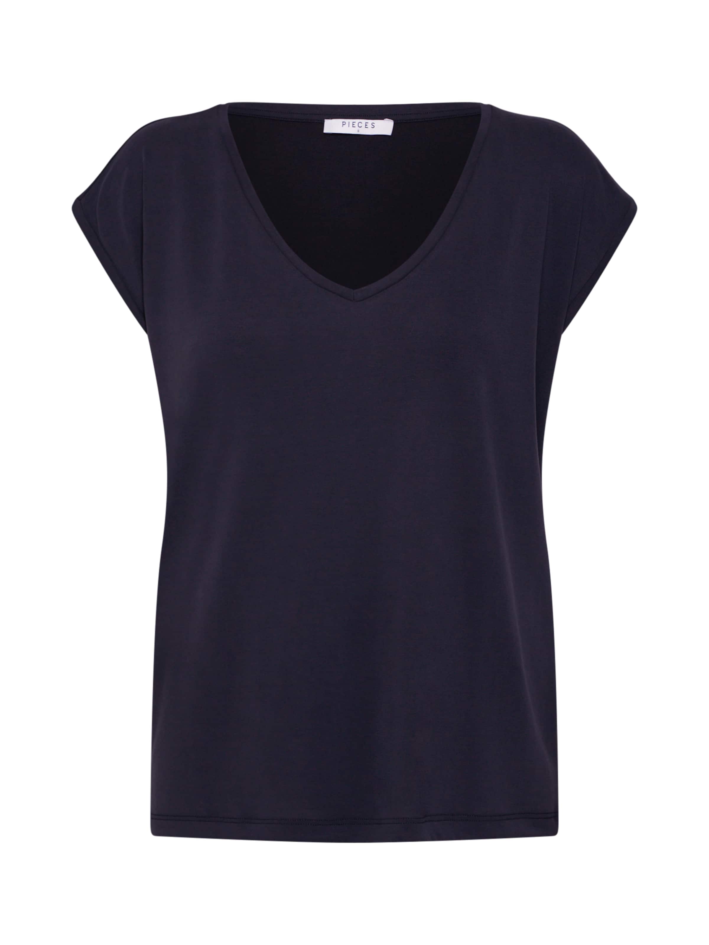 PIECES Μπλουζάκι 'KAMALA' σε μαύρο: μπροστά