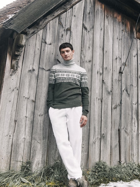 Tommaso - Green Norwegian Sweater Look