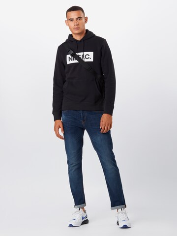 NIKE Sweatshirt in Schwarz