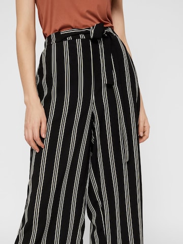 PIECES Wide leg Trousers 'Ellie' in Black