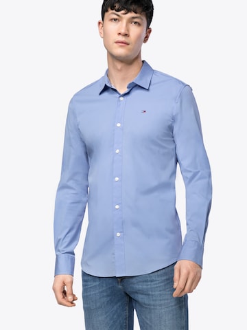 Tommy Jeans Slim fit Button Up Shirt in Blue: front