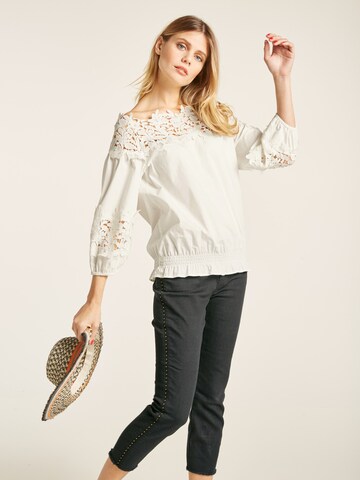 heine Blouse in Wit: voorkant