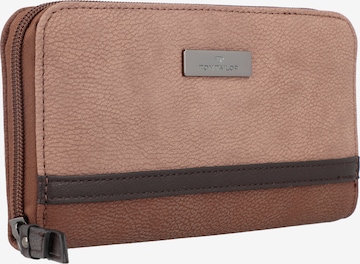 Porte-monnaies 'Elin' TOM TAILOR en marron