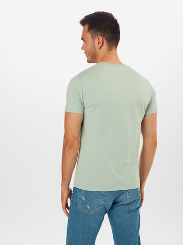 Tricou de la LEVI'S ® pe verde