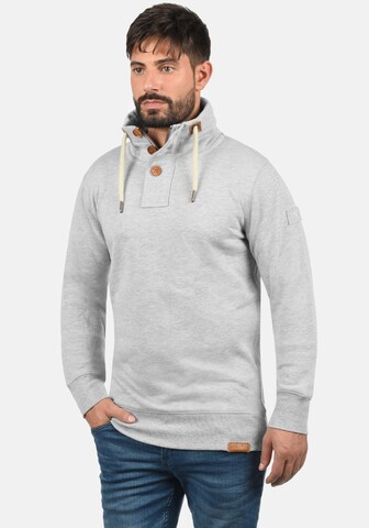 !Solid - Sweatshirt 'Trip' em cinzento: frente