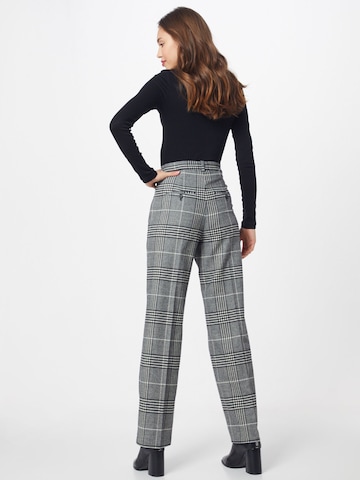 Regular Pantalon à plis 'Maine' BRAX en gris : derrière