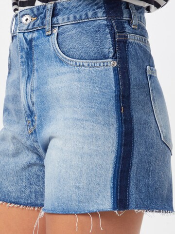 Superdry Slimfit Shorts 'Ruby' in Blau