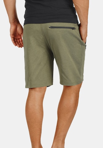 Regular Pantalon 'Taras' !Solid en vert