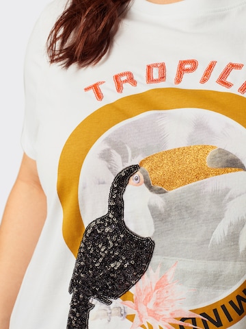 Tricou 'Reli Life' de la ONLY Carmakoma pe alb