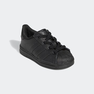 ADIDAS ORIGINALS Tenisky 'Superstar' – černá