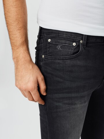 Calvin Klein Jeans Skinny Farmer - fekete: elől