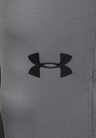 UNDER ARMOUR Slimfit Trainingshose 'Challenger II' in Grau