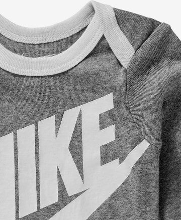 Nike Sportswear Set 'Futura' in Grau