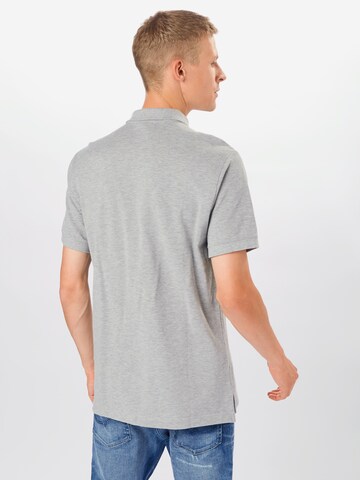Nike Sportswear Regular Fit Poloshirt 'Matchup' in Grau
