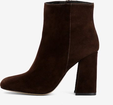 EVITA Ankle Boots in Brown