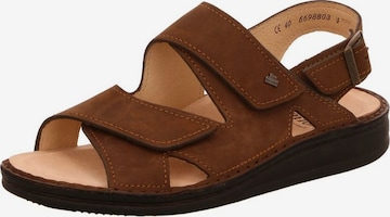 Finn Comfort Sandalen in Bruin: voorkant