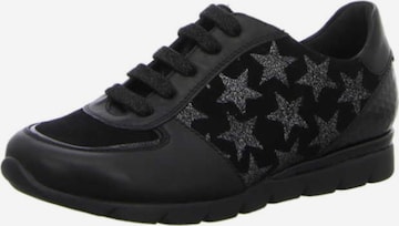 SEMLER Sneakers in Black: front