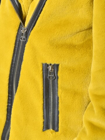 Maze Between-Season Jacket 'Monrovia' in Yellow