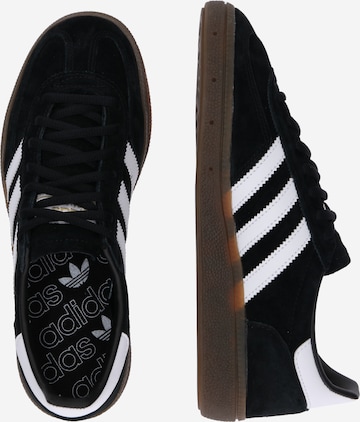 Sneaker low 'Handball Spezial' de la ADIDAS ORIGINALS pe negru: lateral