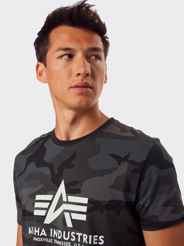 Maglietta di ALPHA INDUSTRIES in nero