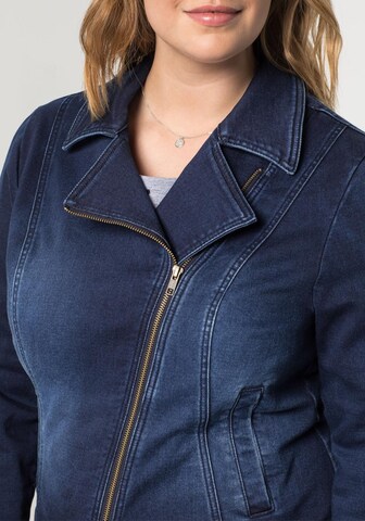 SHEEGO Jacke in Blau