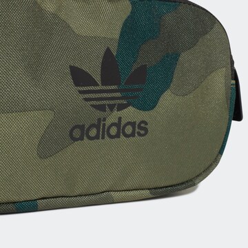 ADIDAS ORIGINALS Heuptas in Groen