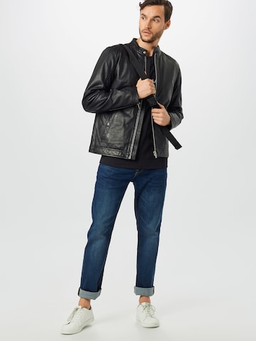 Lindbergh Regular fit Between-Season Jacket in Black