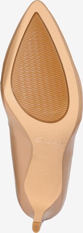 CLARKS Czółenka 'Laina Rae' w kolorze beżowy: dół