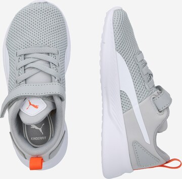 Baskets 'Flyer Runner' PUMA en gris