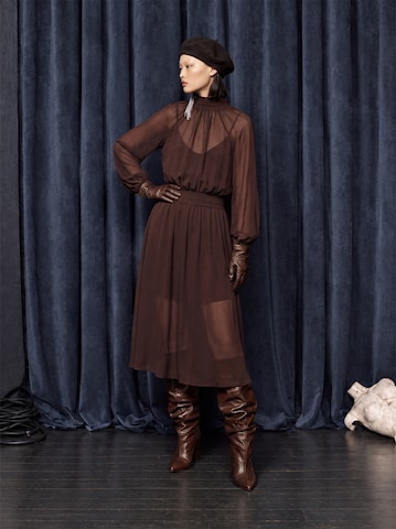 Brown Dress With Beret Look by Guido Maria Kretschmer