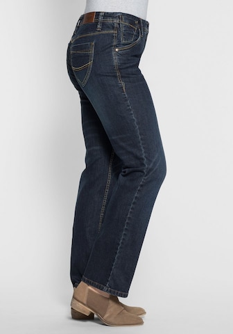 SHEEGO regular Jeans 'Lana' i blå