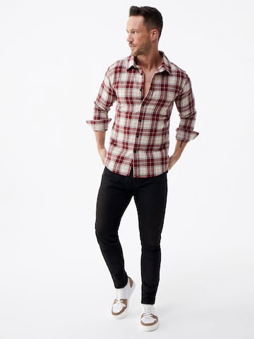 DAN FOX APPAREL Regular fit Button Up Shirt 'Thies' in Red